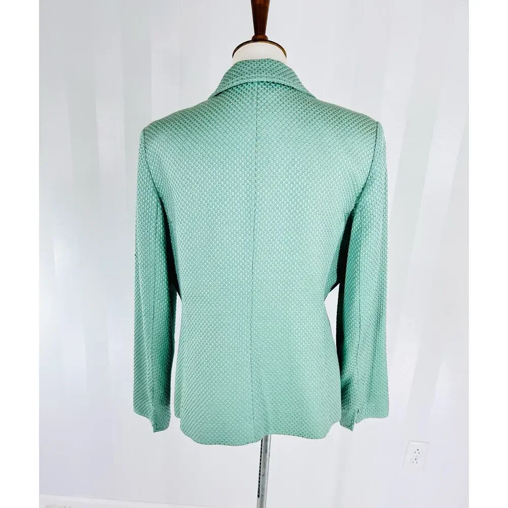 Bob Mackie brand bob
